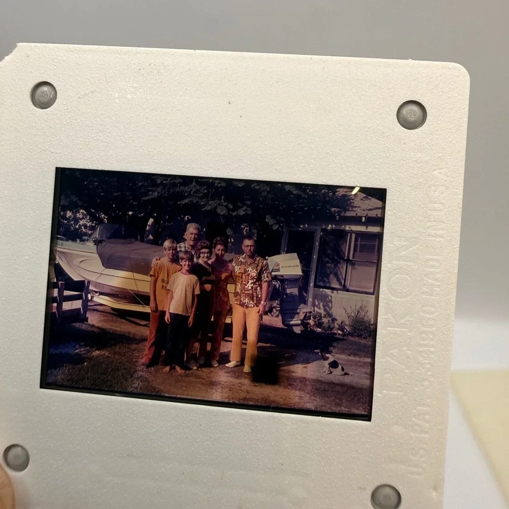 Manon vintage slide